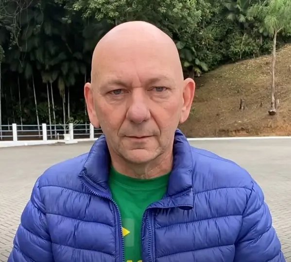 Hang fala de empregos e economia em vídeo a senadores