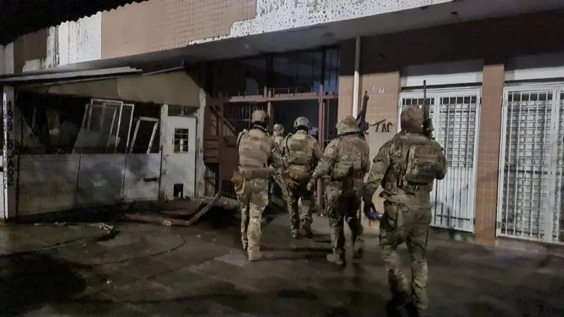 Policiais de Brusque participam de operação em Porto Alegre