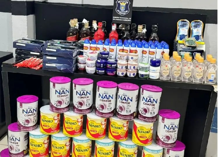 Mulher finge mal-estar após ser abordada com produtos furtados