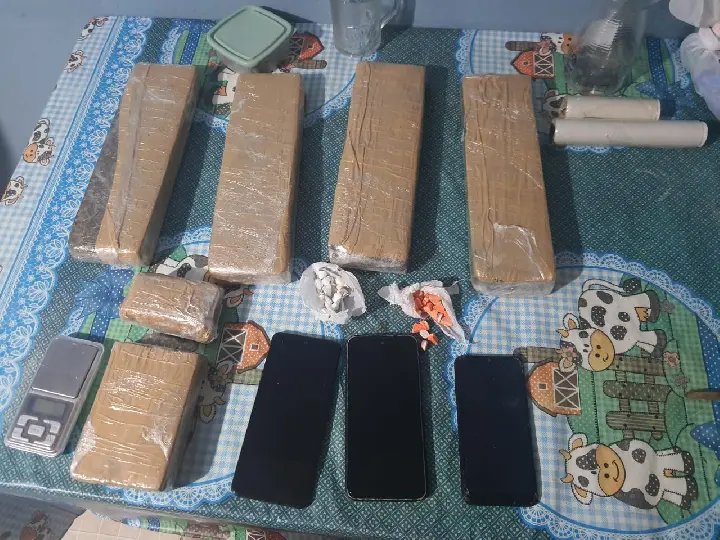 Menor estaria envolvido em roubo e tráfico de drogas, diz polícia