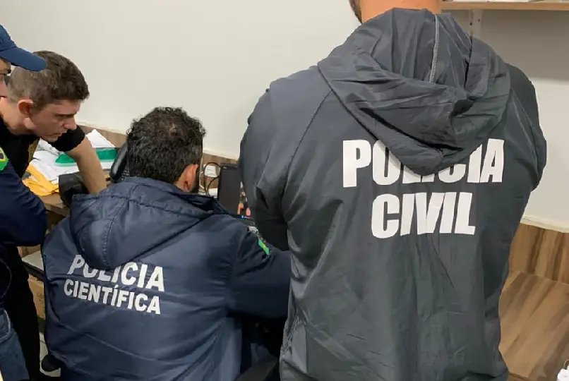 Polícia realiza operação contra professores suspeitos de assédio sexual