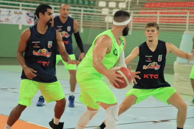 Basquete adulto de Brusque volta à quadra com a Copa SC