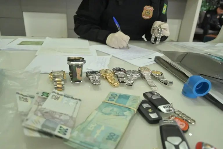 Italiano procurado pela Interpol é preso em Camboriú