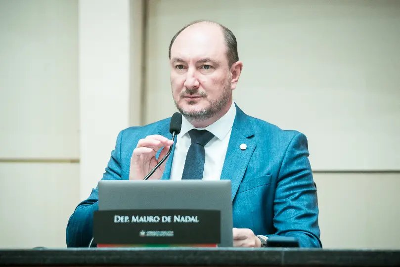 Presidente da Alesc será governador interino de SC 
