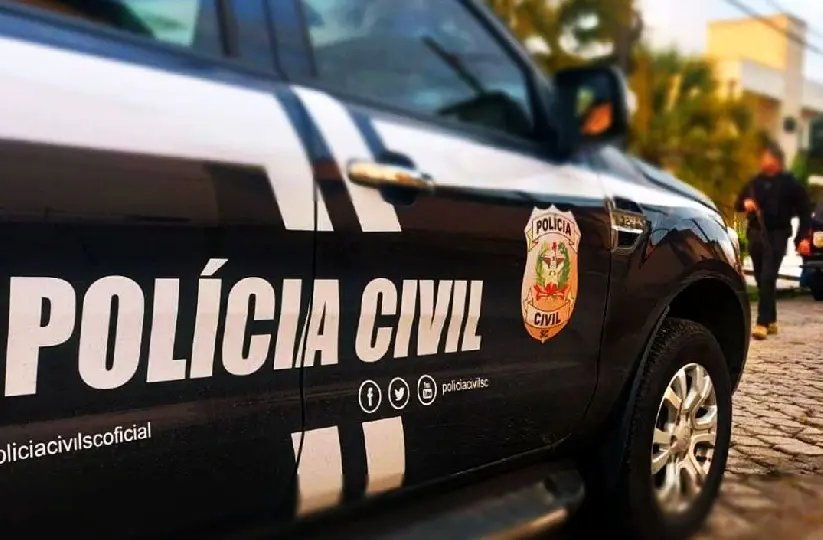Polícia prende suspeito de furto de carga de vinho em Itajaí