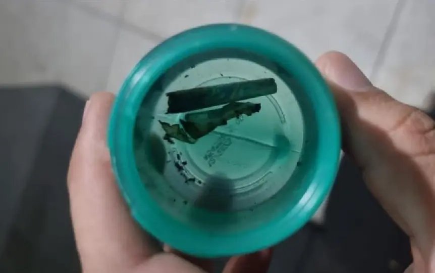 Adolescente é pega com dois cigarros de maconha em escola