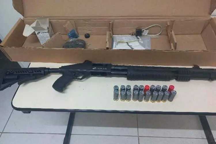 Mulher acaba se autodenunciando para a polícia 