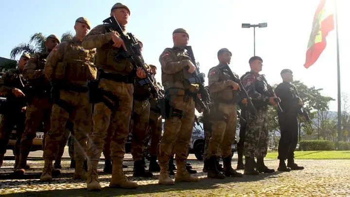 PMSC conclui missão no RS com mais de 860 pessoas resgatadas