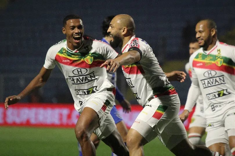 Com gol de Rodolfo Potiguar, Brusque volta a vencer no Brasileirão