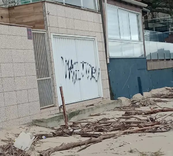 PCSC cumpre mandados de busca por crime de racismo