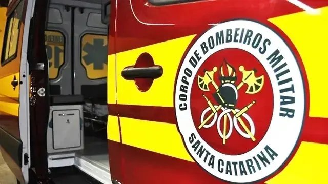 Vítima é agredida no estacionamento do mercado em Brusque