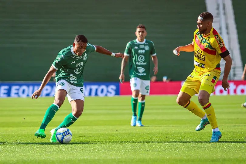 Quadricolor perde para o lanterna Guarani e permanece no Z4