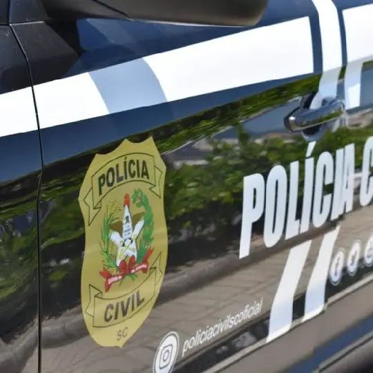 Foragido da justiça é preso trabalhando em obra em Bombinhas