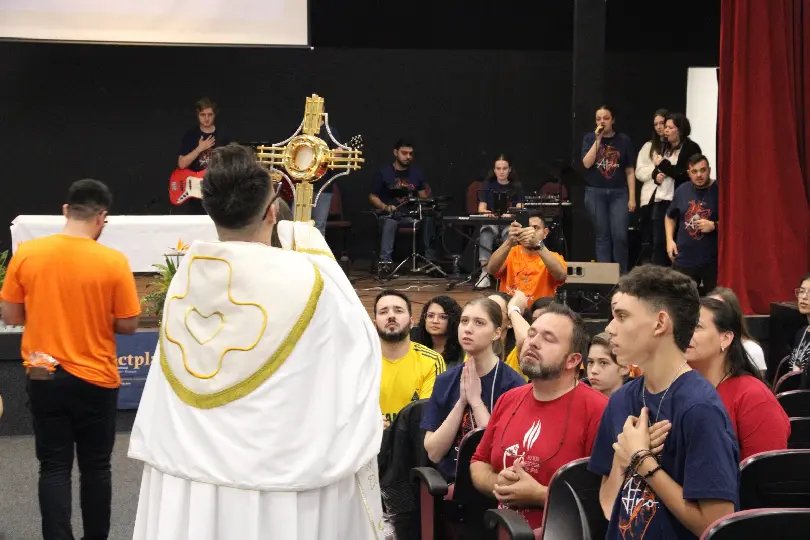 Átrios: encontro vocacional reúne jovens na Paróquia São Luís Gonzaga