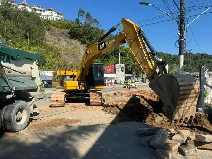 Rodovia Antônio Heil receberá desvio temporário para continuidade das obras
