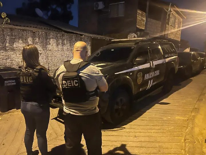 Ex-estagiária de Direito é presa presa após vazar operação a criminosos