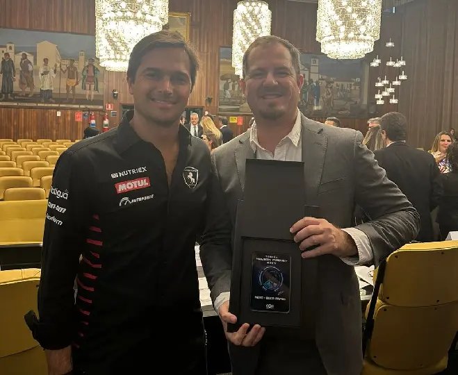 (VIDEO) Empresário de Brusque é homenageado com o troféu Nelson Piquet 