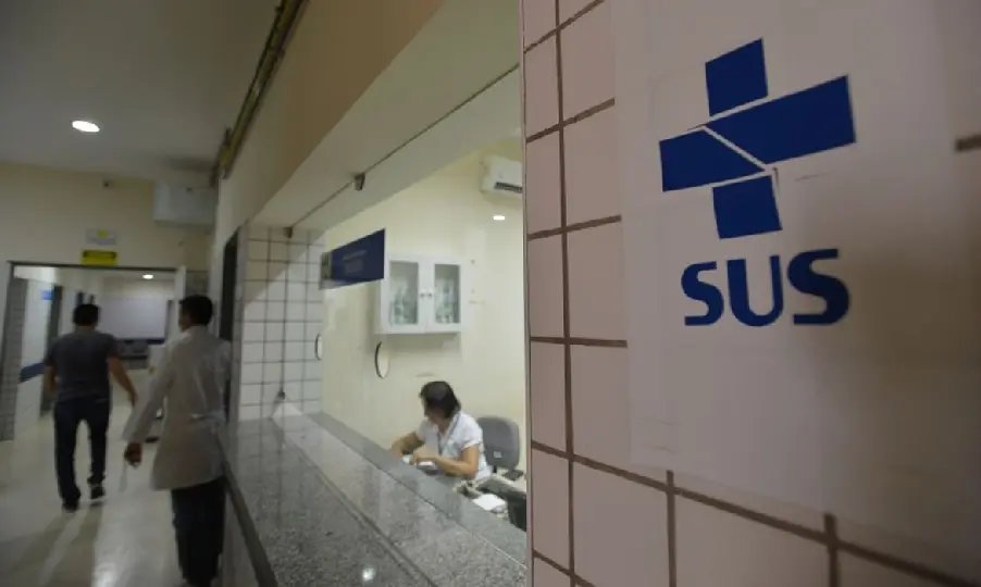 Gilmar suspende decisões sobre compra de remédio de R$ 17 milhões