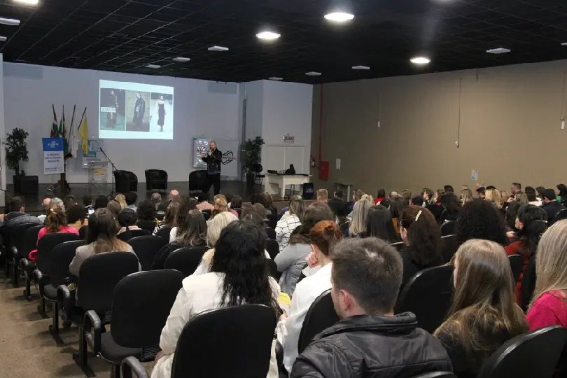 AmpeBr realiza palestra Trend View Outono/Inverno 2025