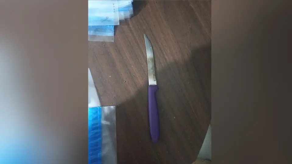 Homem tenta esfaquear o próprio amigo após discussão