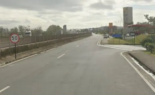 Motociclista sofre queda e morre na BR-101