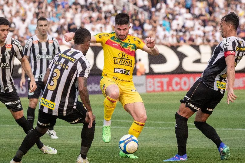 Brusque perde para o Santos e se mantém na zona de rebaixamento