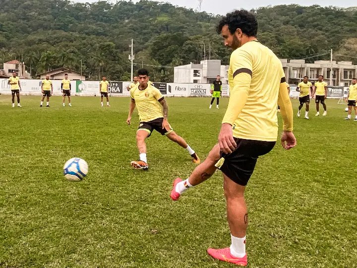 Quadricolor encerra preparação para encarar o Vila Nova