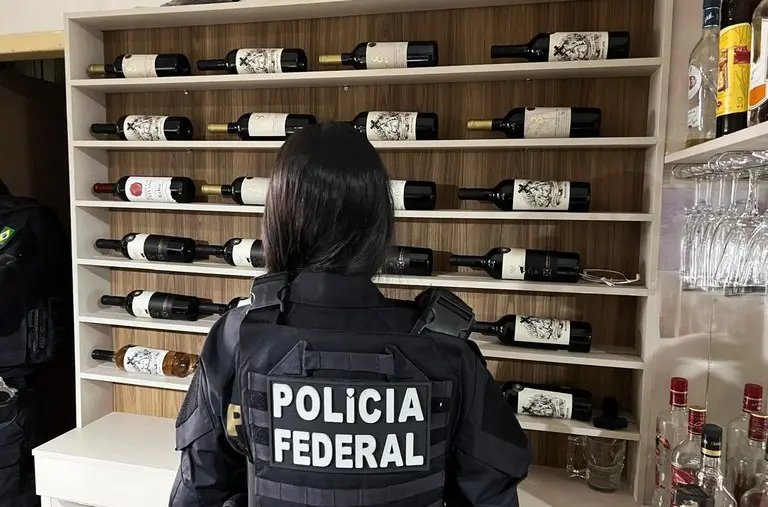 PF realiza operação contra o contrabando de vinhos da Argentina