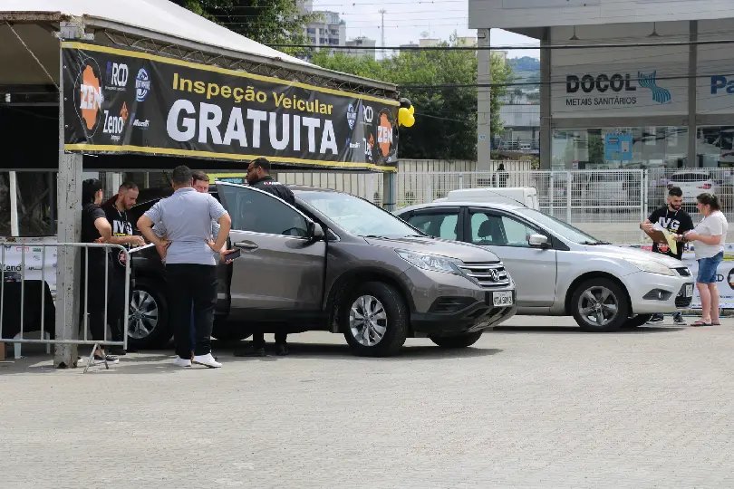 Inspeção Veicular Gratuita (IVG) atende 125 veículos