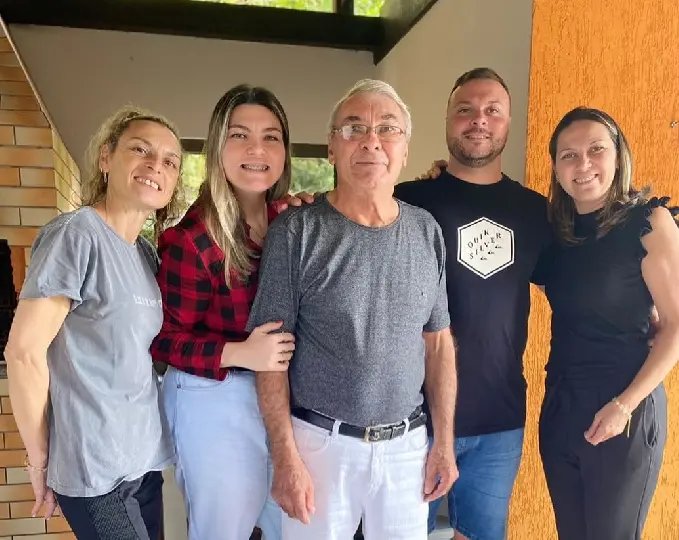Família de morador de Brusque pede ajuda para tratamento após complicações em cirurgia