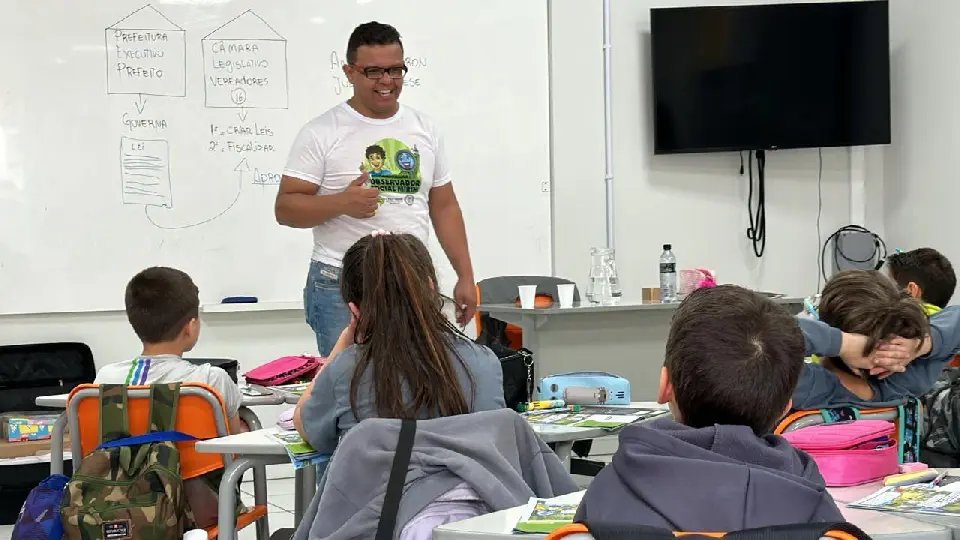 Turnê do OSB Brusque leva educação fiscal e cidadã a sete cidades catarinenses