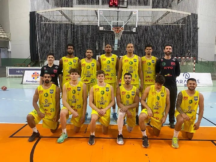 Brusque Basquete/KTO encerra fase do estadual com domínio total