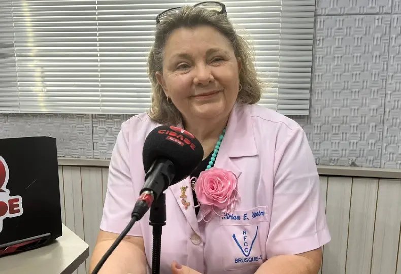 (VÍDEO) Rede Feminina de Combate ao Câncer promove palestras de conscientização do câncer de mama