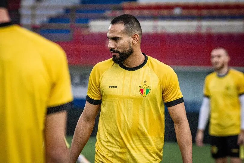 Brusque enfrenta o CRB buscando mais uma vitória no Augusto Bauer