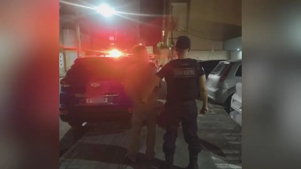 Homem é detido ao proferir ameaças de morte a mulheres dentro de igreja