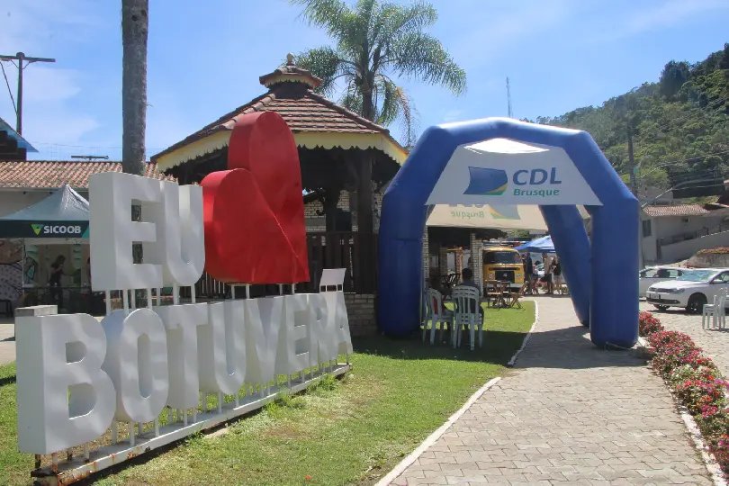 Núcleo da CDL promove Super Sábado em Botuverá