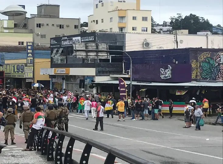 Trânsito aos arredores do Augusto Bauer sofrerá alterações nesta terça