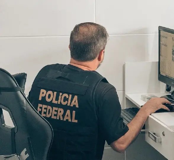 PF prende homem por armazenar material relacionado ao abuso sexual infantojuvenil 