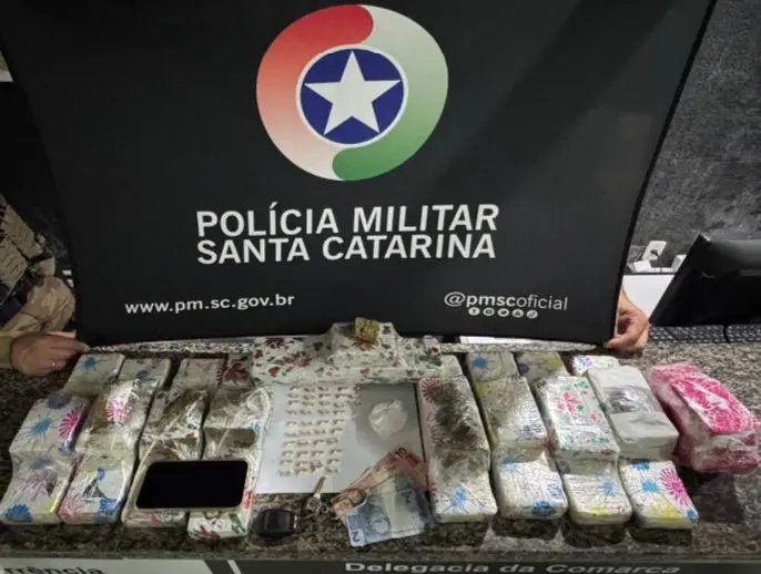 Homem de 43 anos é preso por tráfico de drogas