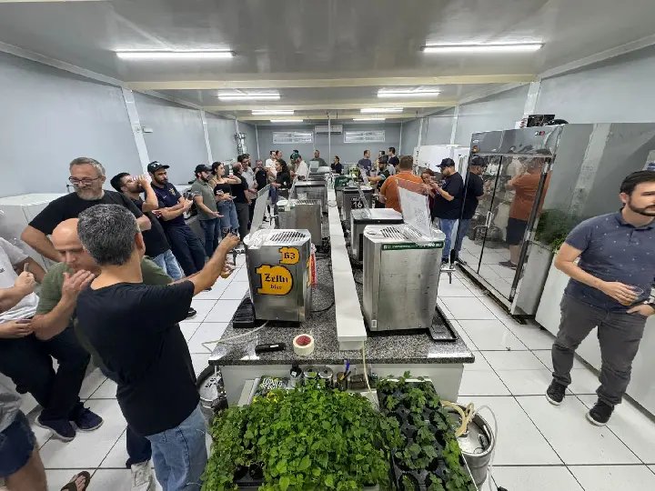 Encontro cervejeiro promove debate e degustação entre especialistas e produtores