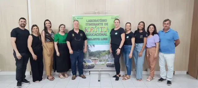 Professores de Brusque apresentam artigos no 15º Workshop de Robótica