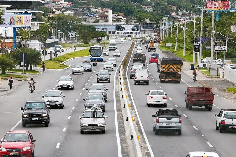 Setor de transportes de SC cresceu 7,6% este ano