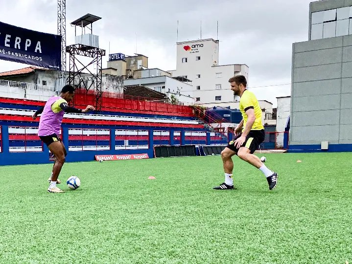Quadricolor realiza último treino antes do jogo contra o Guarani