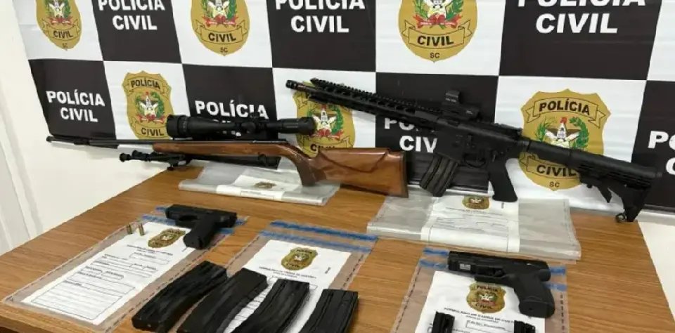Fuzil é apreendido na casa do suspeito de tentativa de homicídio em São João Batista