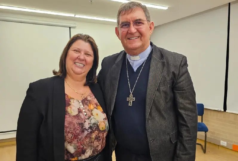 Empresária de Brusque representa Brasil em encontro organizado pelo Vaticano