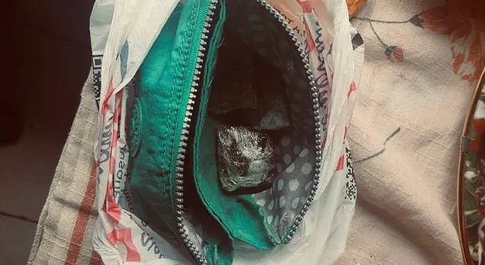 Polícia prende mulher em flagrante por tráfico de drogas em Brusque 