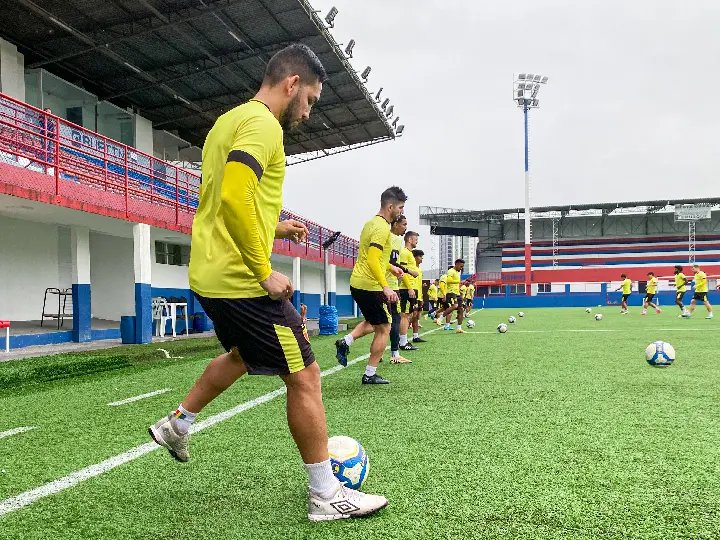 Quadricolor realiza último treino antes do jogo contra o América-MG