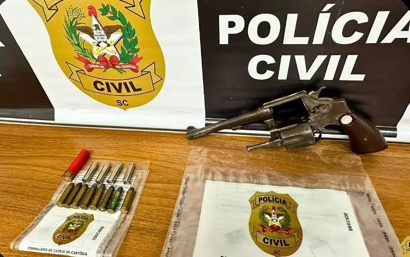 Polícia apreende arma de fogo de investigado pelo crime de ameaça
