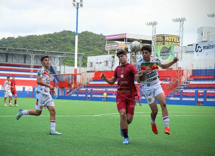 Brusque vence Marcílio Dias e avança às semifinais da Copa SC 