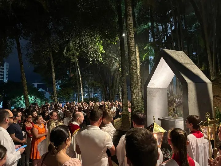 Parque Caminho das Virtudes é inaugurado com grande número de fiéis em Brusque